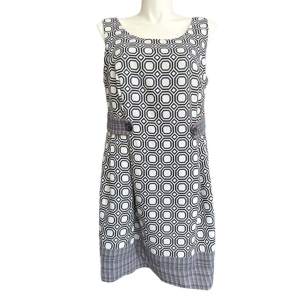 Signature by Robbie Bee Black and White Geometric Midi Dress